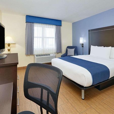 Days Inn By Wyndham North Little Rock Exterior foto